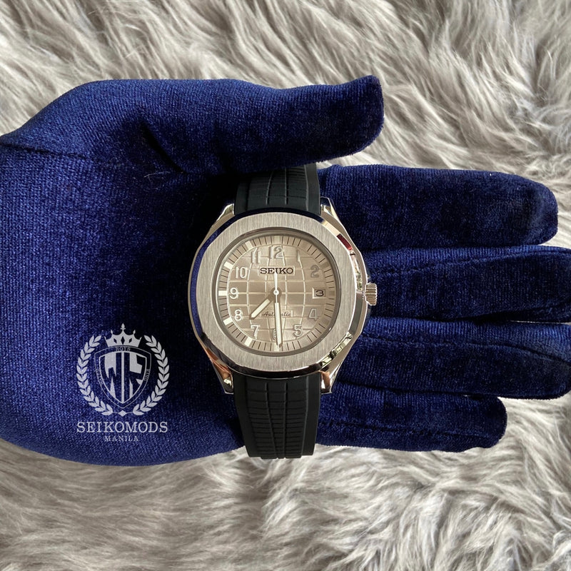 GREY AQUANAUT 42