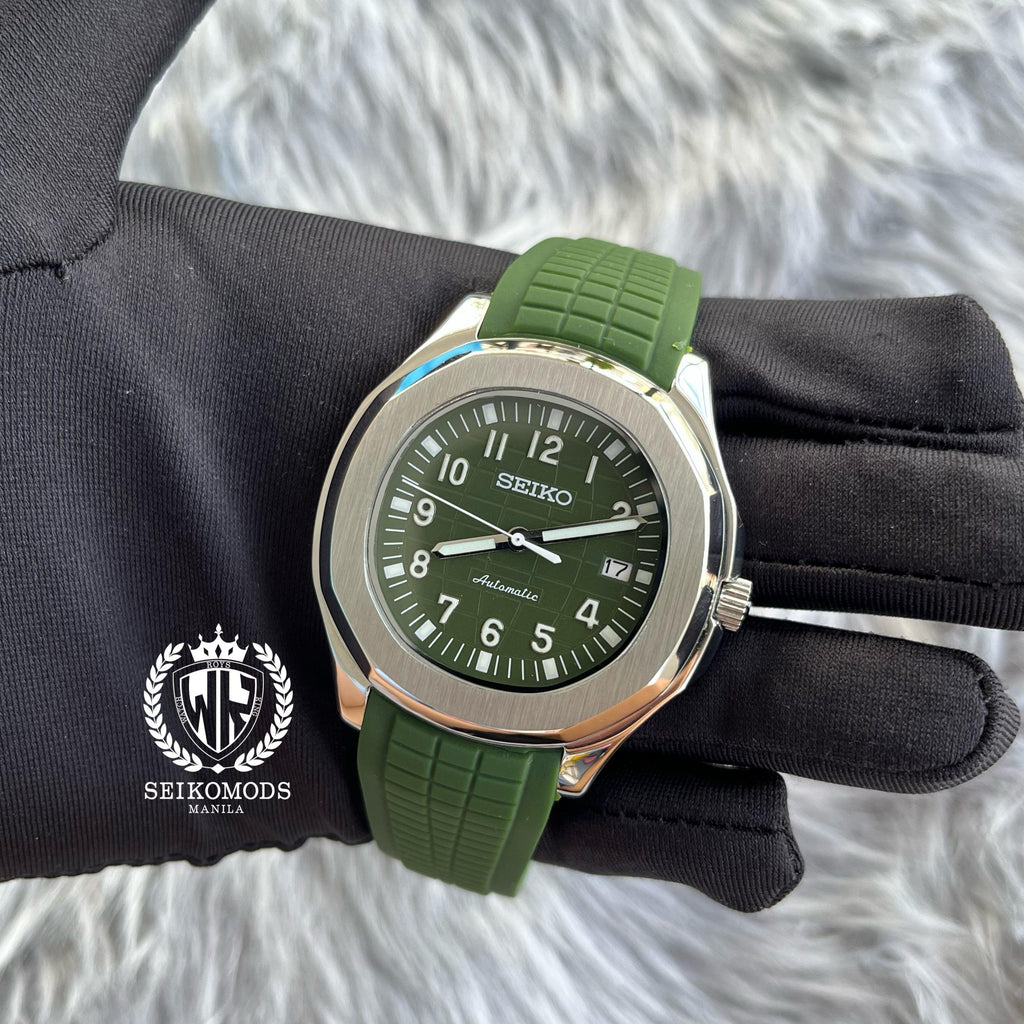 Aquanaut Silver Brown